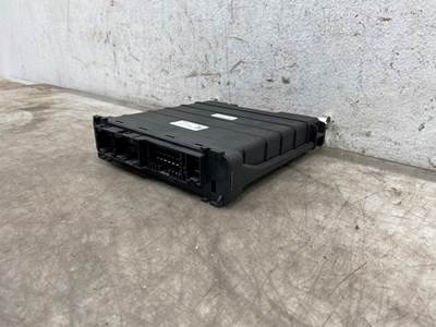 Used Freightliner Cascadia 126 XMC 12V Chassis Multiplexer
