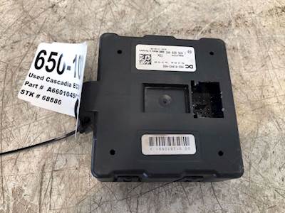 Used Freightliner Cascadia ECU Module