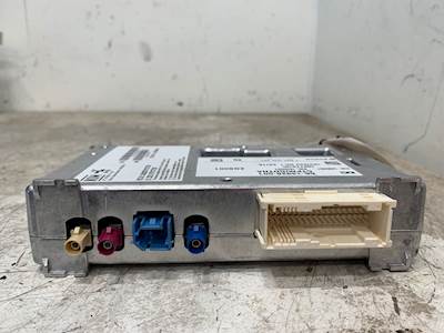 Used Freightliner Cascadia Telematics Module