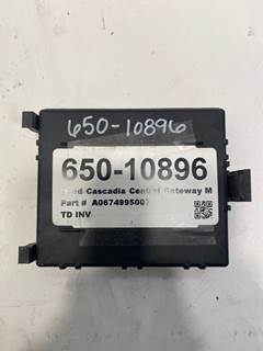 Used Freightliner Cascadia Central Gateway Module