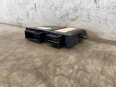 Used Freightliner Cascadia RH Door Module