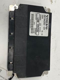 Used Volvo VNL Gen 2 Light Control Module