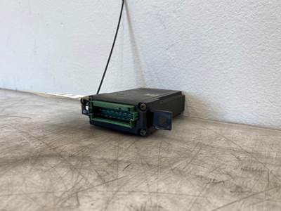 Used Volvo VNL Gen 2 Dash Control Module