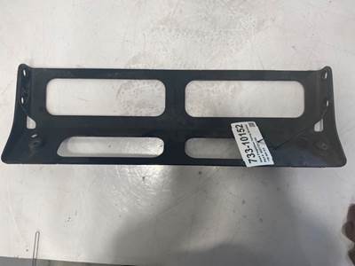 Used Freightliner Fairing Bracket