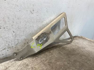 Used Freightliner Cascadia 126 LH Wheel Fairing Bracket