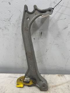 Used Freightliner Cascadia LH Fairing Bracket