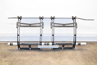 New Aftermarket Kenworth T680 RH Front Fairing Bracket