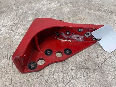 Used Peterbilt 379 LH Fairing Bracket