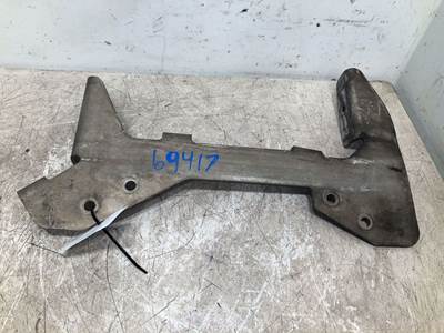 Used Peterbilt 579 DPF Bracket