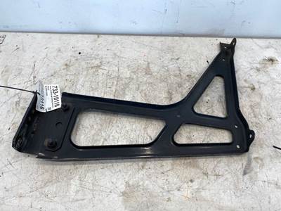 Used Western Star 5700XE RH Fairing Bracket