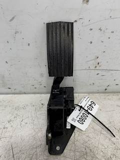 Used International Lonestar Throttle Pedal