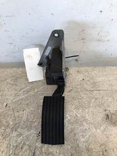 Used International Prostar Throttle Pedal