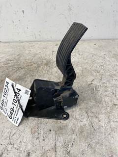 Used International Prostar Throttle Pedal