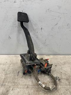 Used Kenworth T680 Brake Pedal