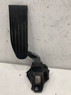 Used Kenworth T680 Throttle Pedal