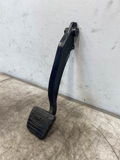 Used Peterbilt 579 Brake Pedal