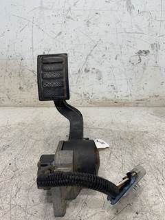 Used Volvo VNL Throttle Pedal