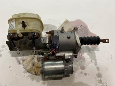 Used Freightliner MT 55 Master Cylinder