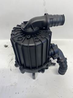 Used Mack MP8 Oil Seperator