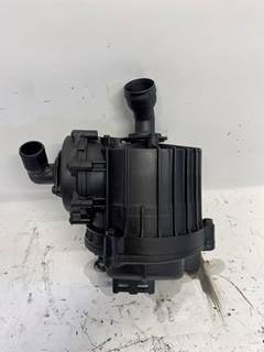 Used Paccar MX13 Oil Separator