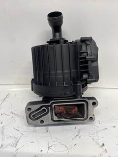 Used Paccar MX13 Oil Separator