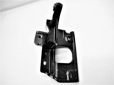 New Aftermarket Kenworth T680 RH Bumper Bracket