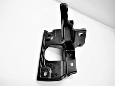 New Aftermarket Kenworth T680 LH Bumper Bracket