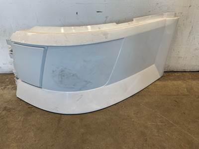 NTO Volvo VNL Gen 2 RH Bumper End