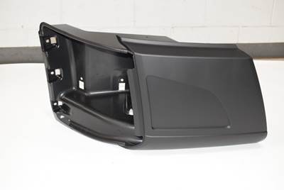 New Aftermarket Volvo VNL Gen 3 RH Mid Section w/o Fog Cut Out