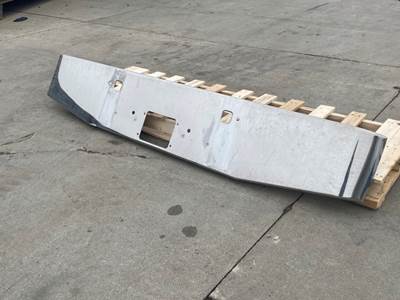 NTO Peterbilt Front Bumper w/ Brackets