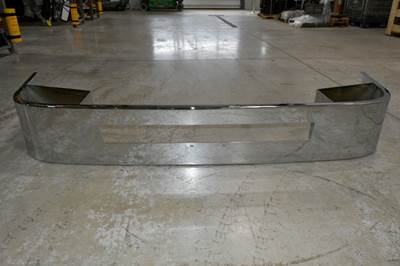 New Aftermarket Volvo VNL Gen 2 Bumper