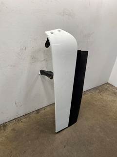 Used Freightliner Cascadia 126 LH Upper Cab Extension