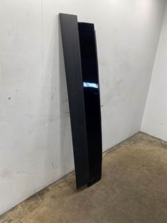 Used Freightliner Cascadia 126 RH Cab Extension