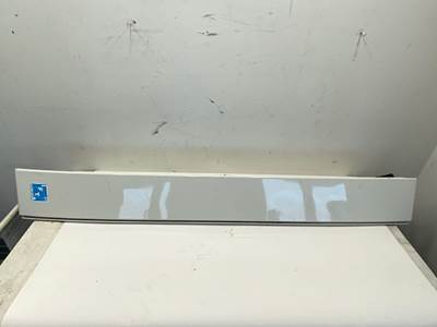 Used Freightliner Cascadia LH Day Cab Extension