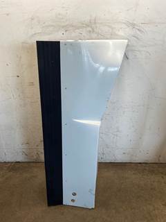 Used International 9200 RH Upper Cab Extension