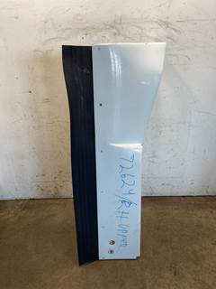 Used International 9200 RH Upper Cab Extension