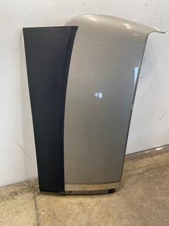 Used Volvo VNL Gen 2 RH Upper Cab Extension