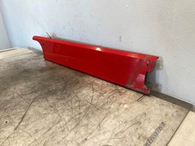 Used Caterpillar CT660 RH Under Cab Trim