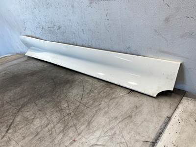 Used Freightliner Cascadia 125 RH Under Cab Trim