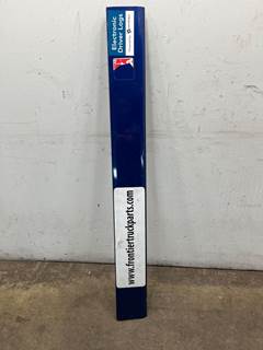 Used International LT625 RH Sleeper Trim