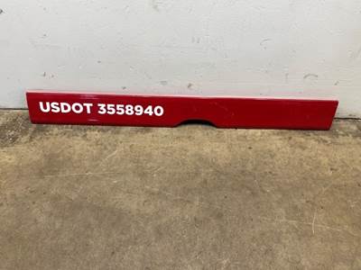 Used International Prostar RH Under Sleeper Trim