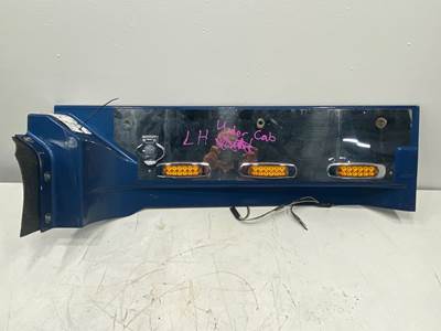 Used Kenworth T600 LH Kick Plate