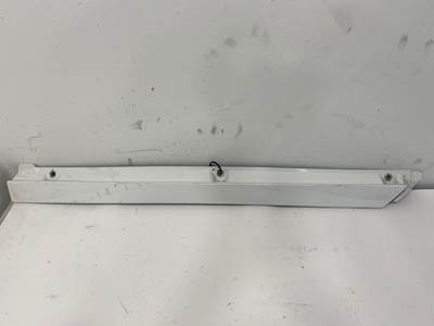 Used Kenworth T680 RH Under Cab Trim