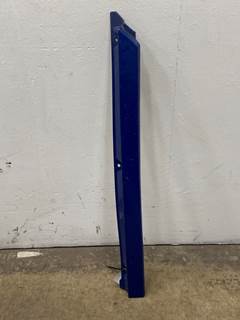 Used Kenworth T880 RH Under Cab Trim