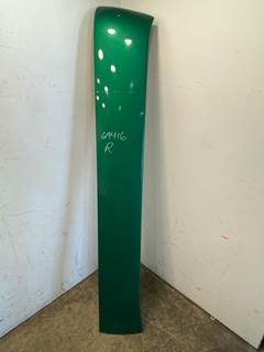 Used Peterbilt 579 RH Cab to Sleeper Trim