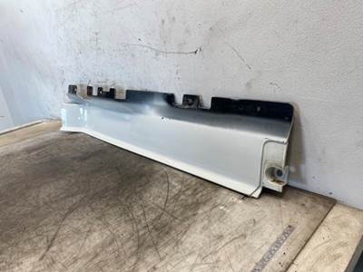 Used Volvo VNL Gen 2 RH Under Cab Trim