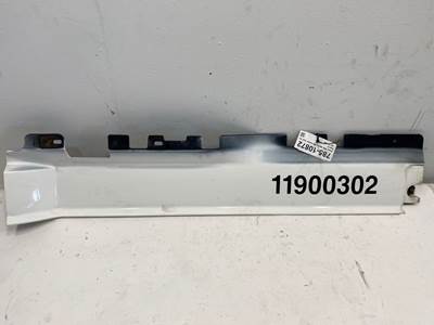 Used Volvo VNL Gen 3 RH Under Cab Trim