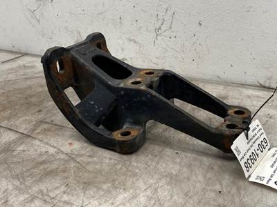 Used Freightliner Cascadia 126 Front Cab Mount