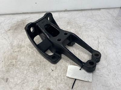 Used Freightliner Cascadia Front Cab Mount