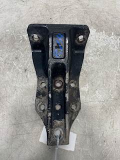 Used Freightliner Columbia RH Cab Mount